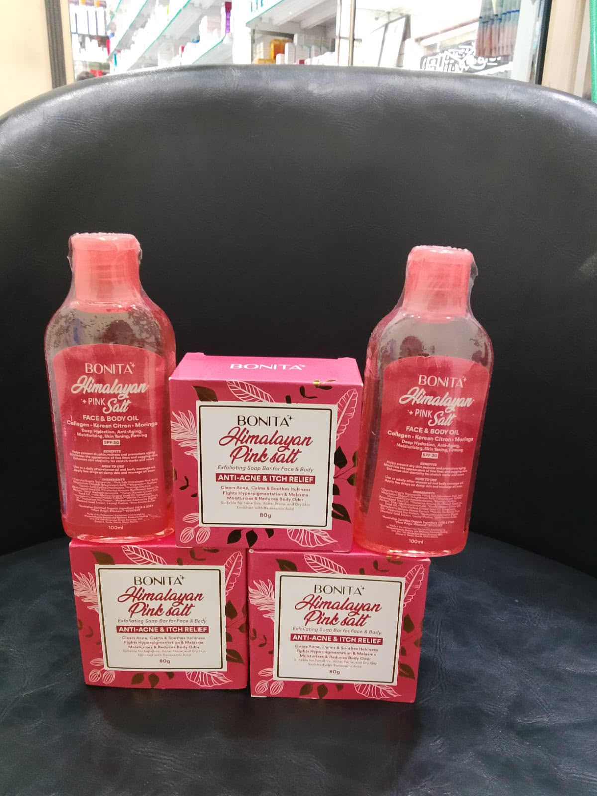 Bonita Himalayan Pink Salt Skincare Set (Face &amp; Body Oil + Exfoliating Soap Bar) | مجموعة بونيتا لترطيب وعلاج البشرة بملح الهيمالايا الوردي